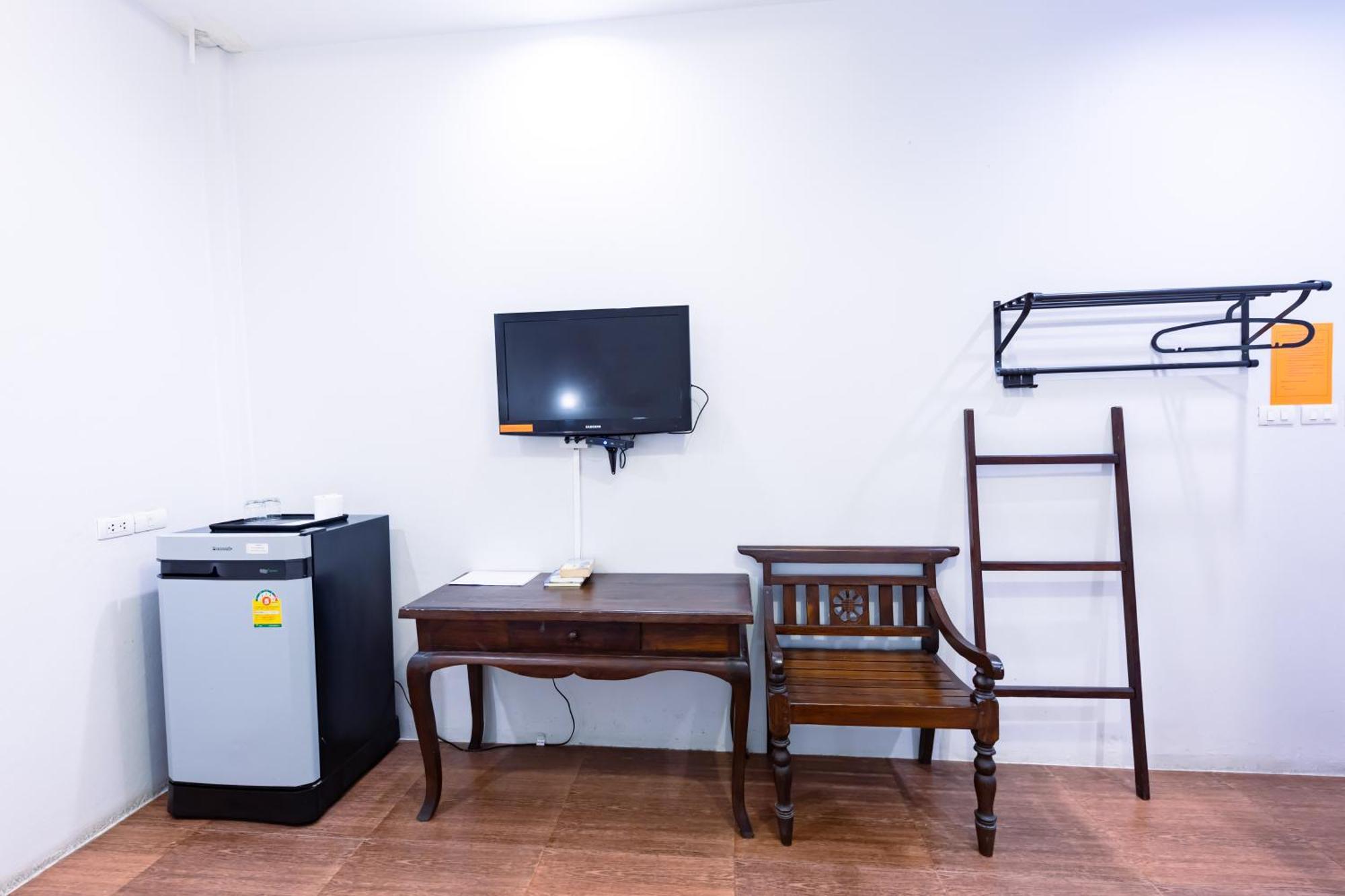 Sleep Hotel - Sha Certified Surat Thani Extérieur photo