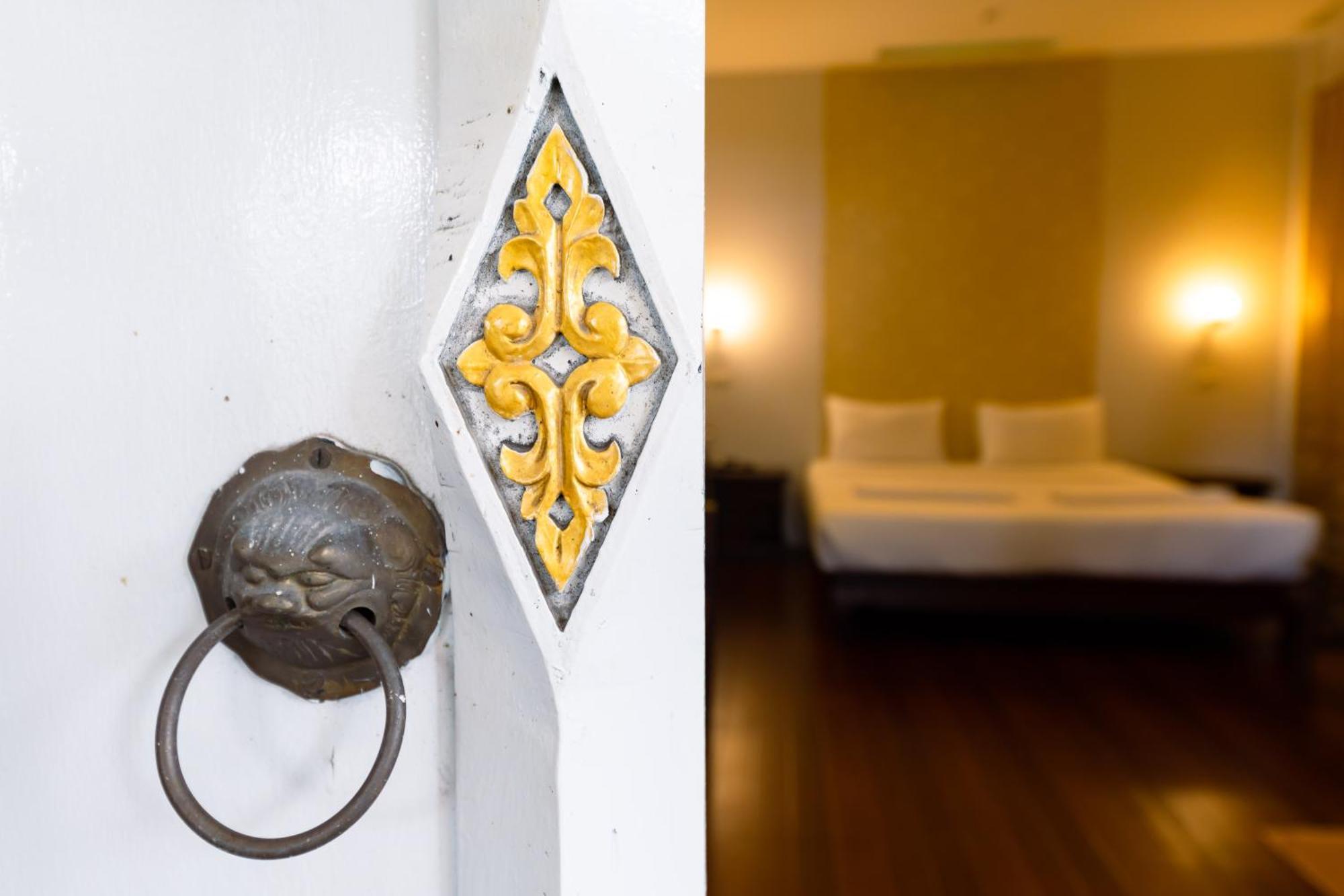 Sleep Hotel - Sha Certified Surat Thani Extérieur photo