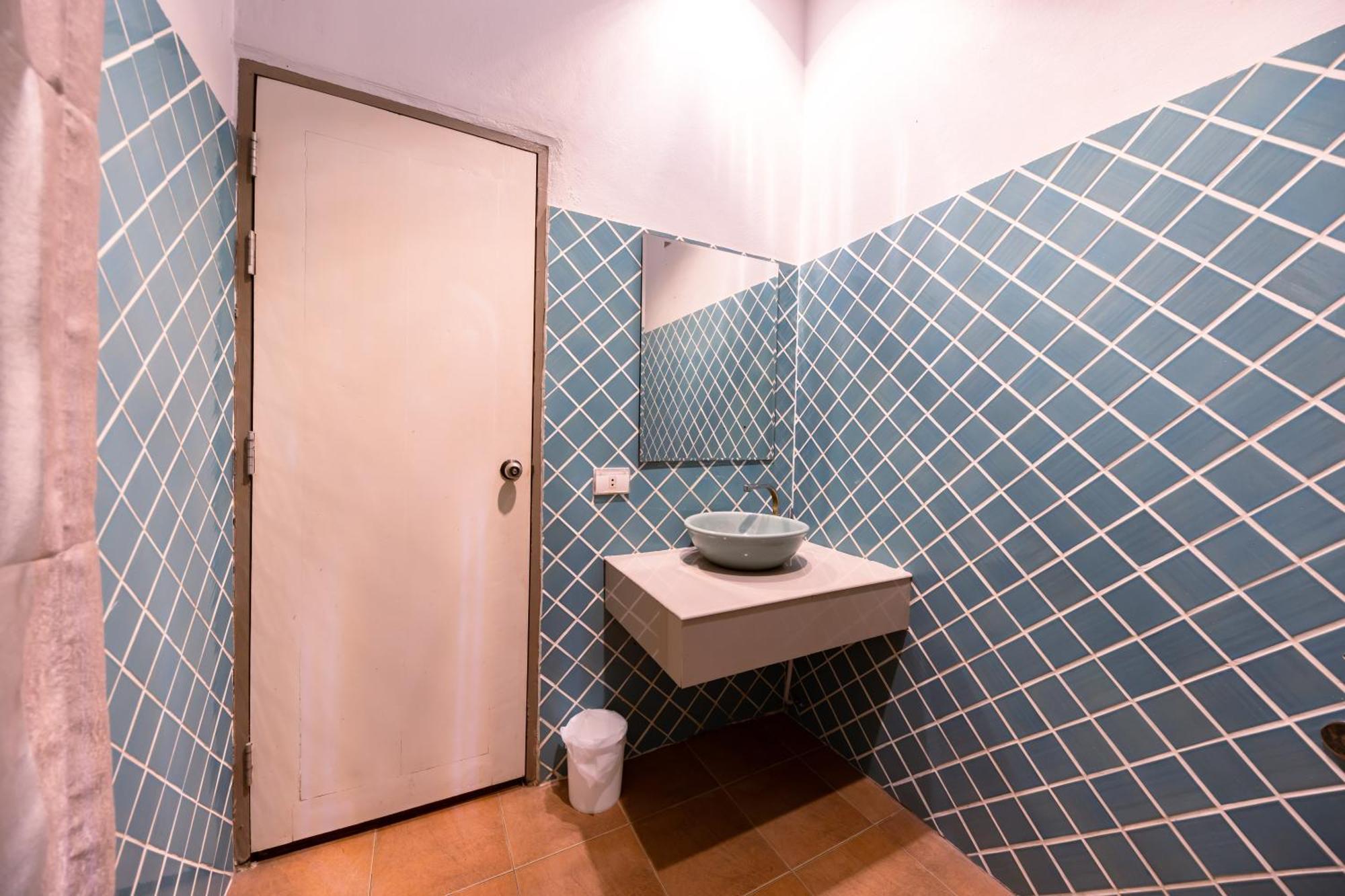 Sleep Hotel - Sha Certified Surat Thani Extérieur photo
